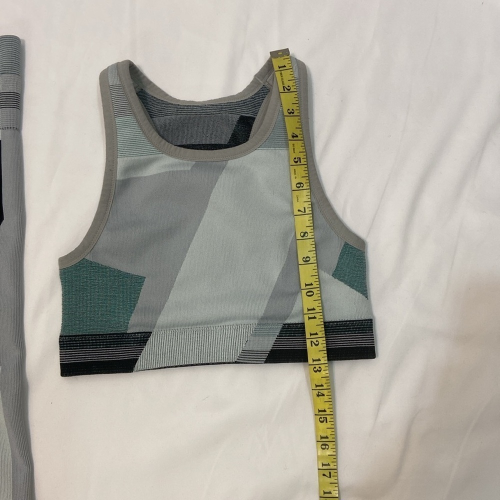 Nike Sculpt Lux Icon Clash Women’s Green Multi Colored Shorts Bra &Tights.Size-L - Picture 4 of 11